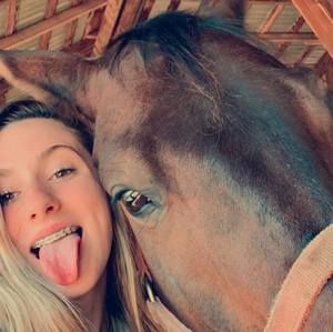 Meet your Posher, Kaylee